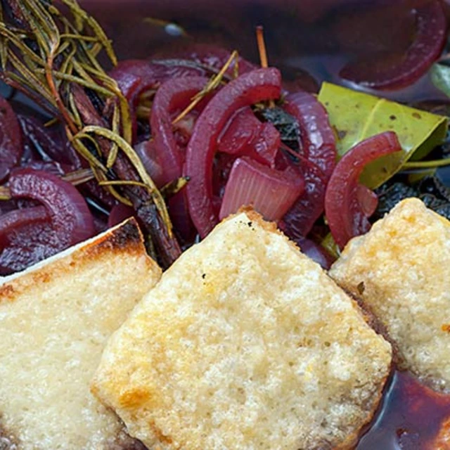 French Onion Soup with Croutons