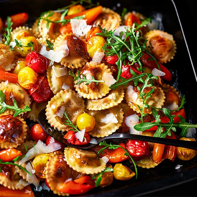 Baked Ravioli with Tomato and Peppers
