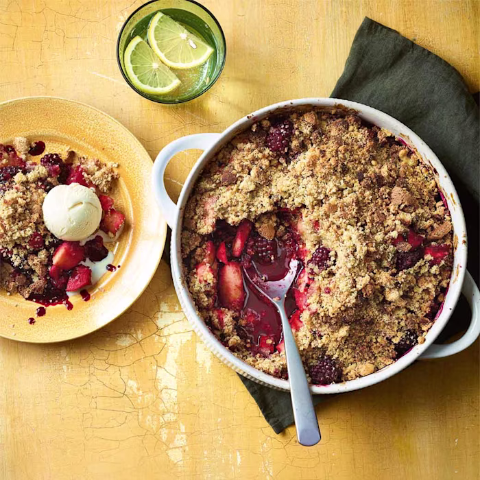 Apple, pear and blackberry amaretti crumble