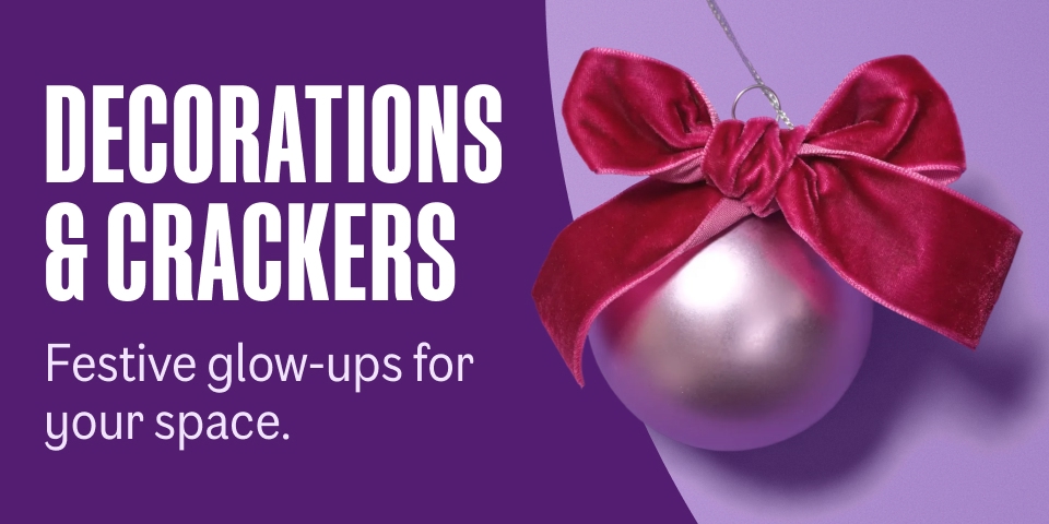 Decorations & Crackers