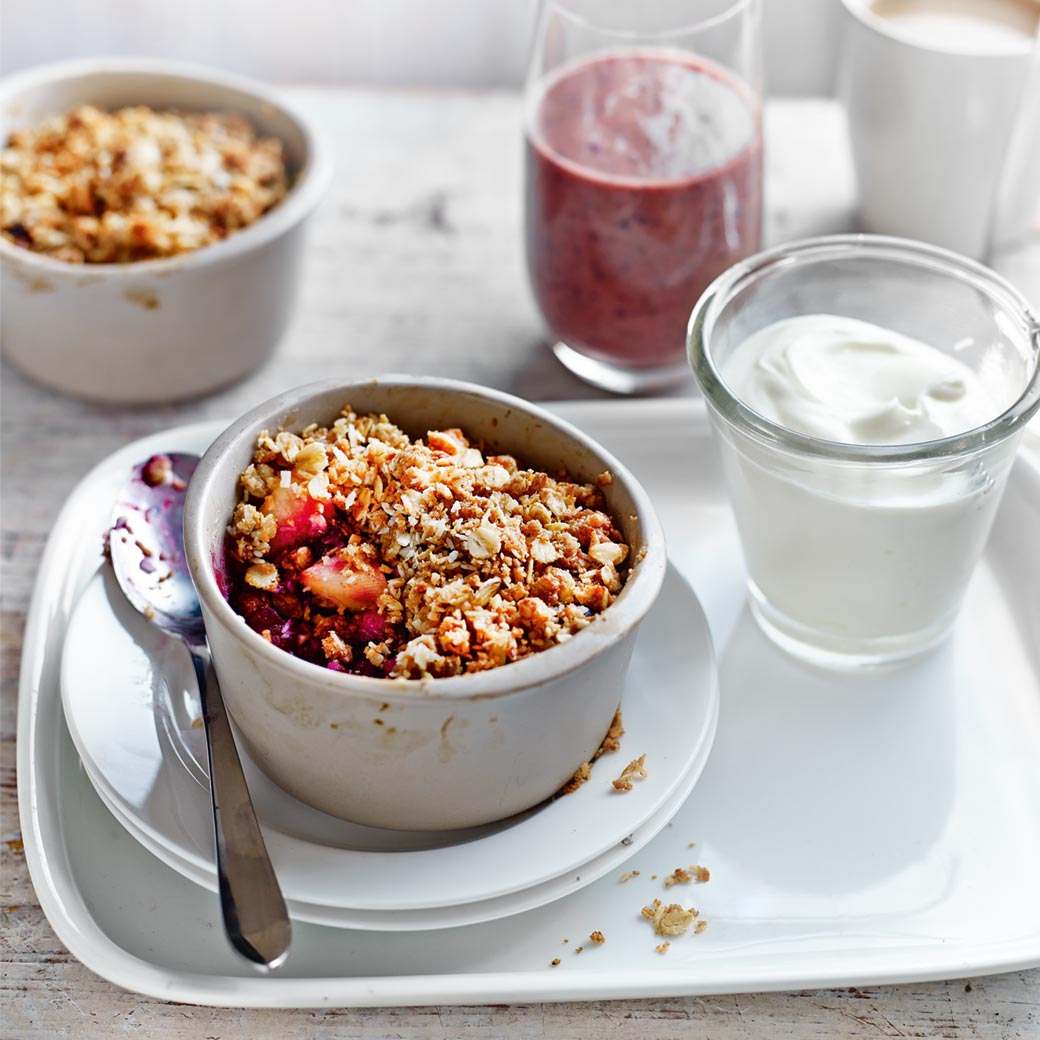 Fruity coconut breakfast crumble