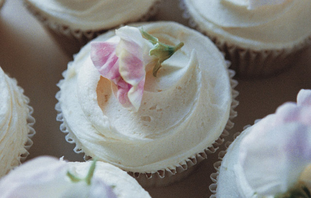 Amaretto Buttercream Icing