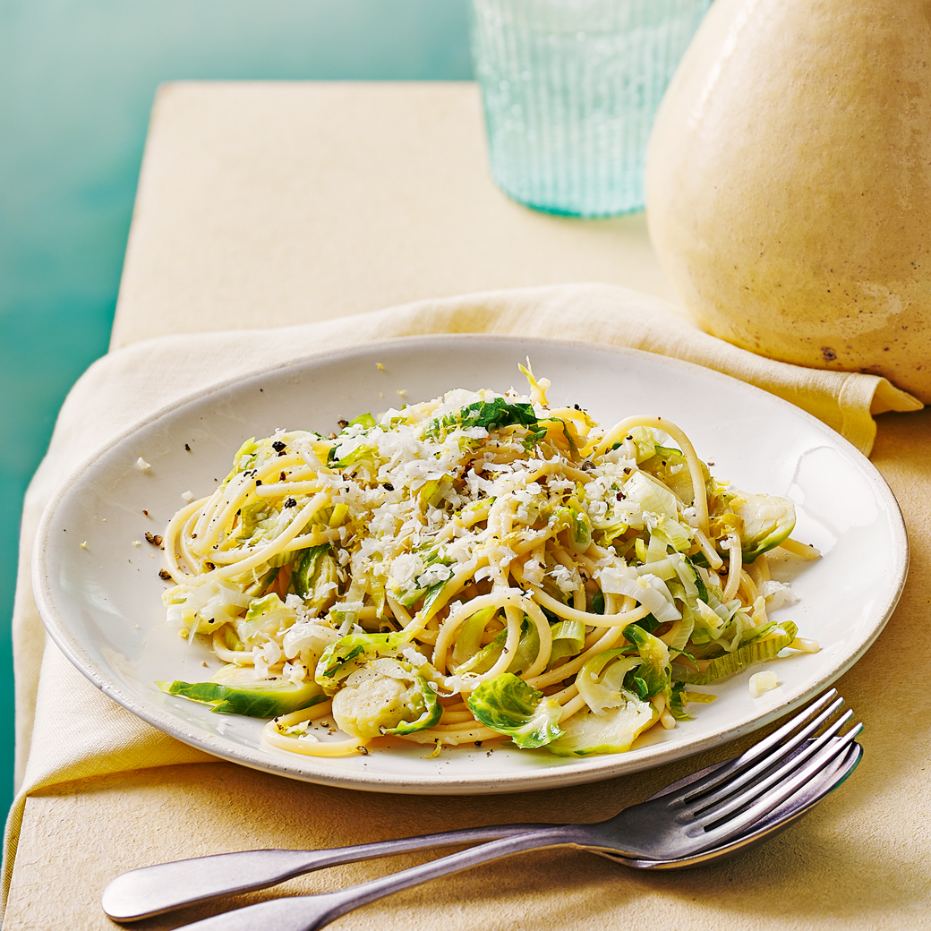 Leek and Sprout Spaghetti 