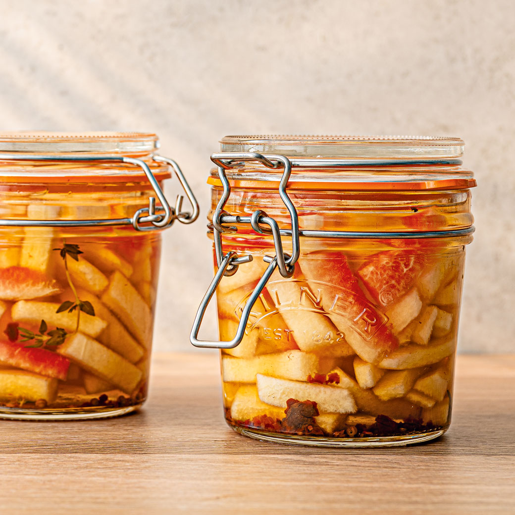 Low-Waste Pickled Watermelon Rind