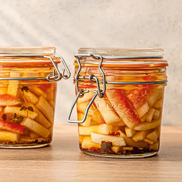Low-Waste Pickled Watermelon Rind