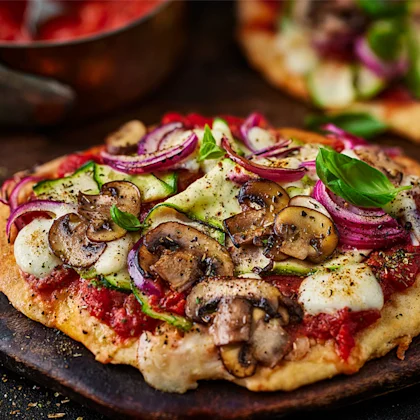 Veggie Yoghurt Flatbread Pizzas