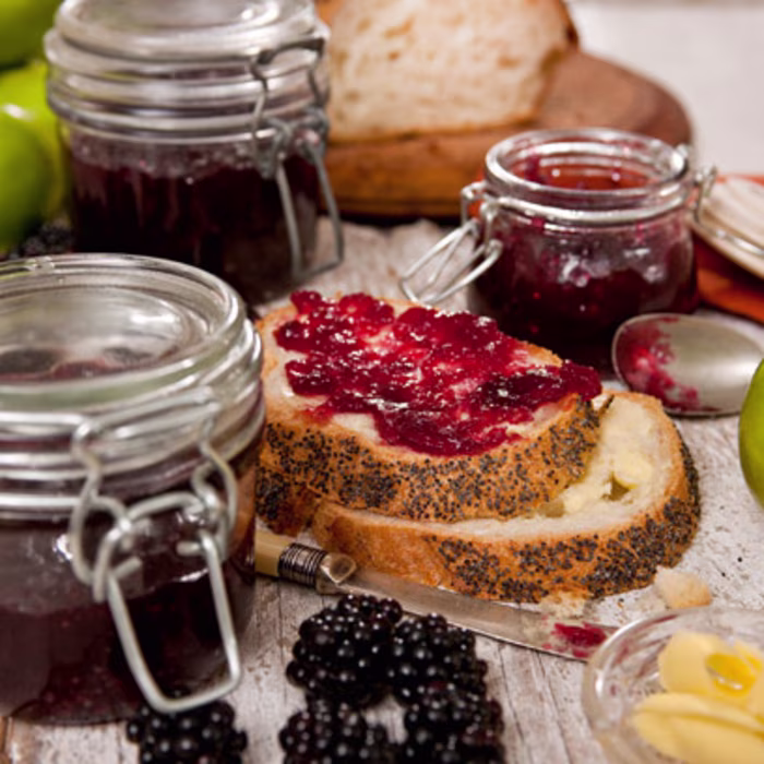 Apple and Blackberry Jam