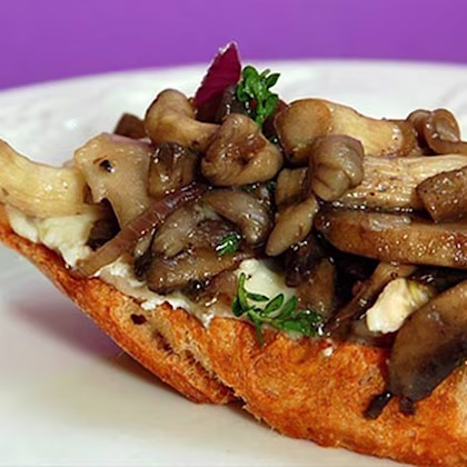 Spiced Mushroom Bruschetta