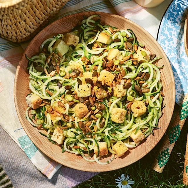 Courgetti Salad