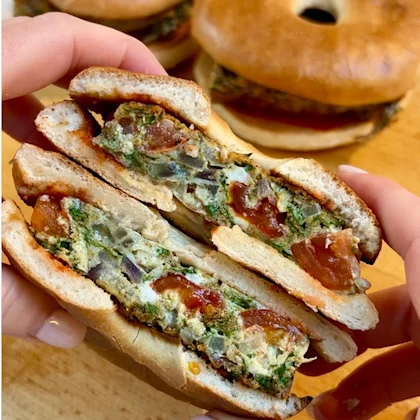 Masala Omelette Traybake Bagels