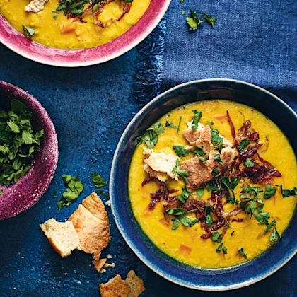 Lemony Lentil, Turmeric and Oat Soup