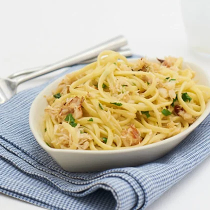 Linguine with Chilli, Crab and White Wine