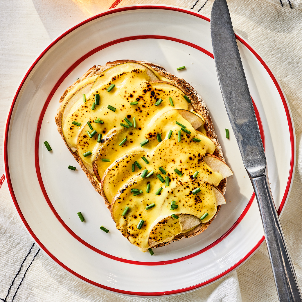Welsh Rarebit with Pears