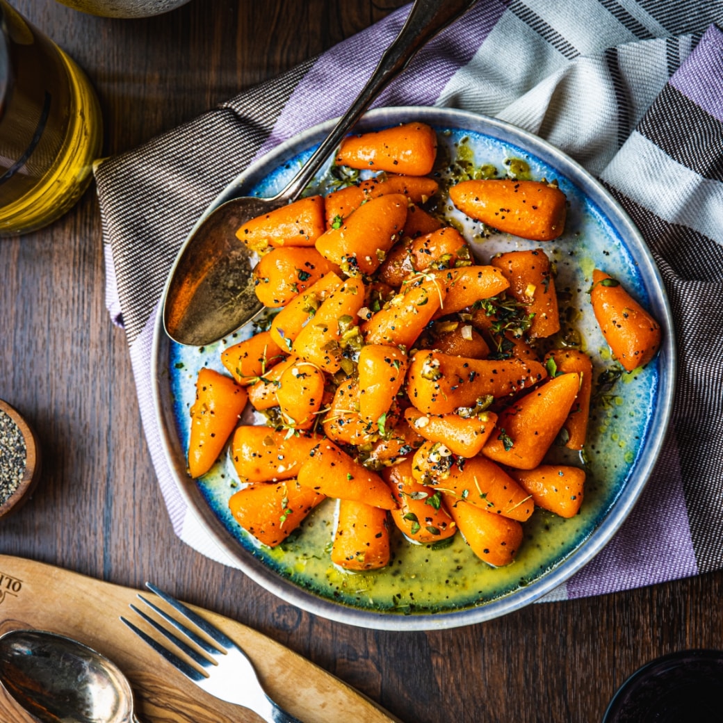 Chantenay Carrots with Chilli, Garlic and Honey