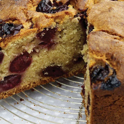 Cherry and Almond Cake
