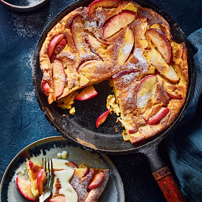 Apple and Vanilla Dutch Baby Pancake