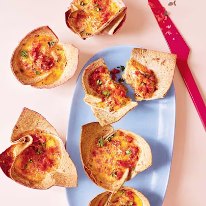 Sundried tomato wholemeal tortilla bites