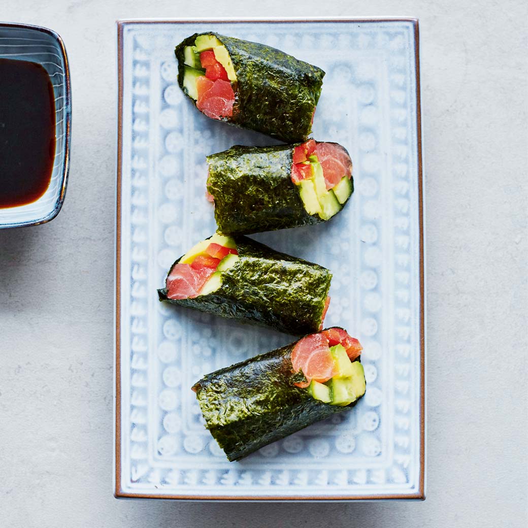 Easy Smoked Salmon Seaweed Wraps