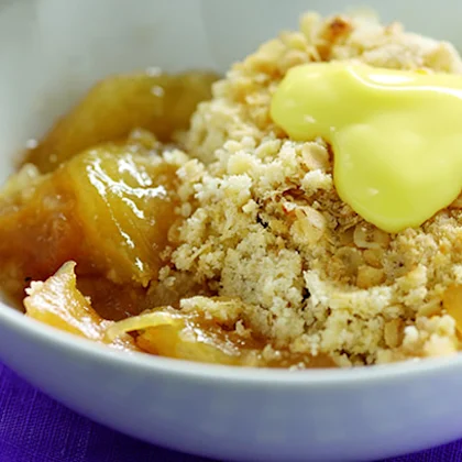 Phil Vickery's Bramley Apple Crumble
