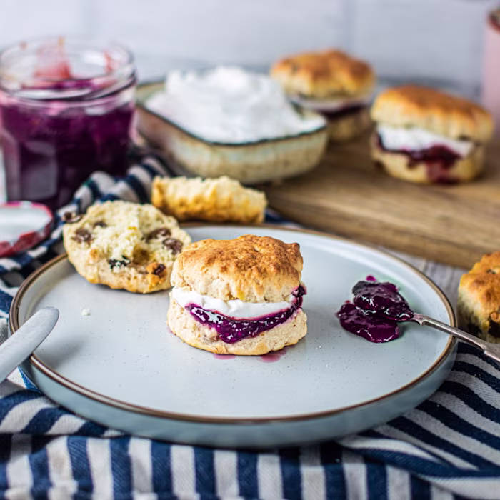 Vegan Scones with Chai Spice