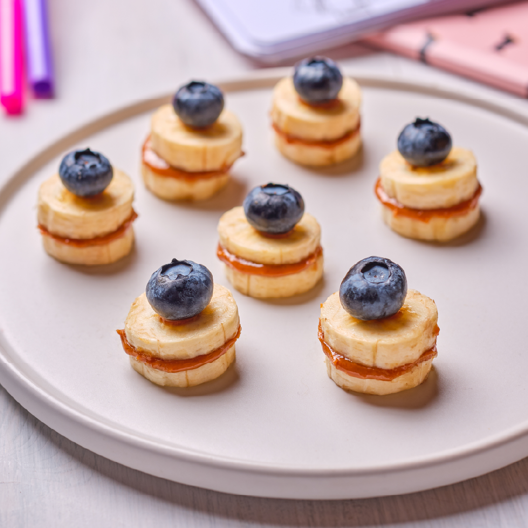PB & Blueberry Banana Bites