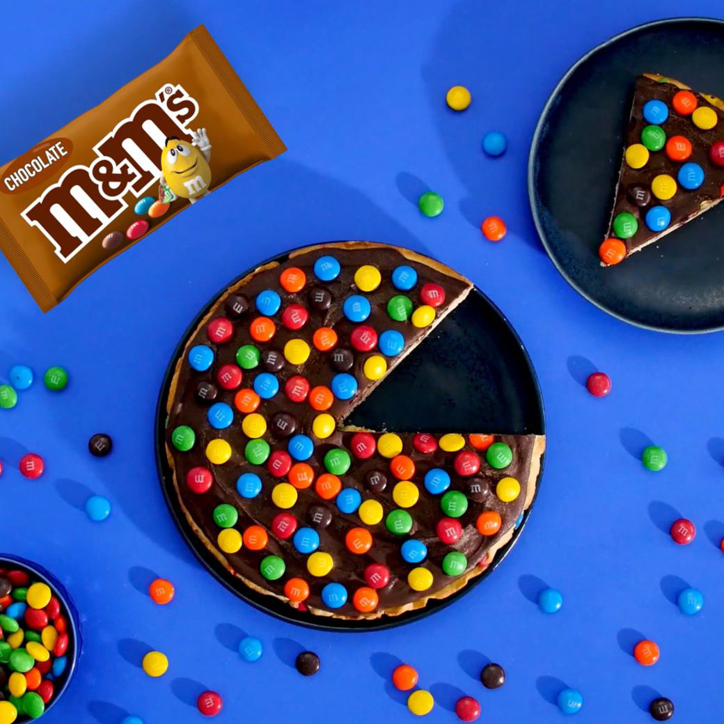 Milk Chocolate Cookie Pizza Dessert