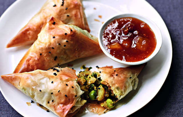 Potato and Pea Samosas