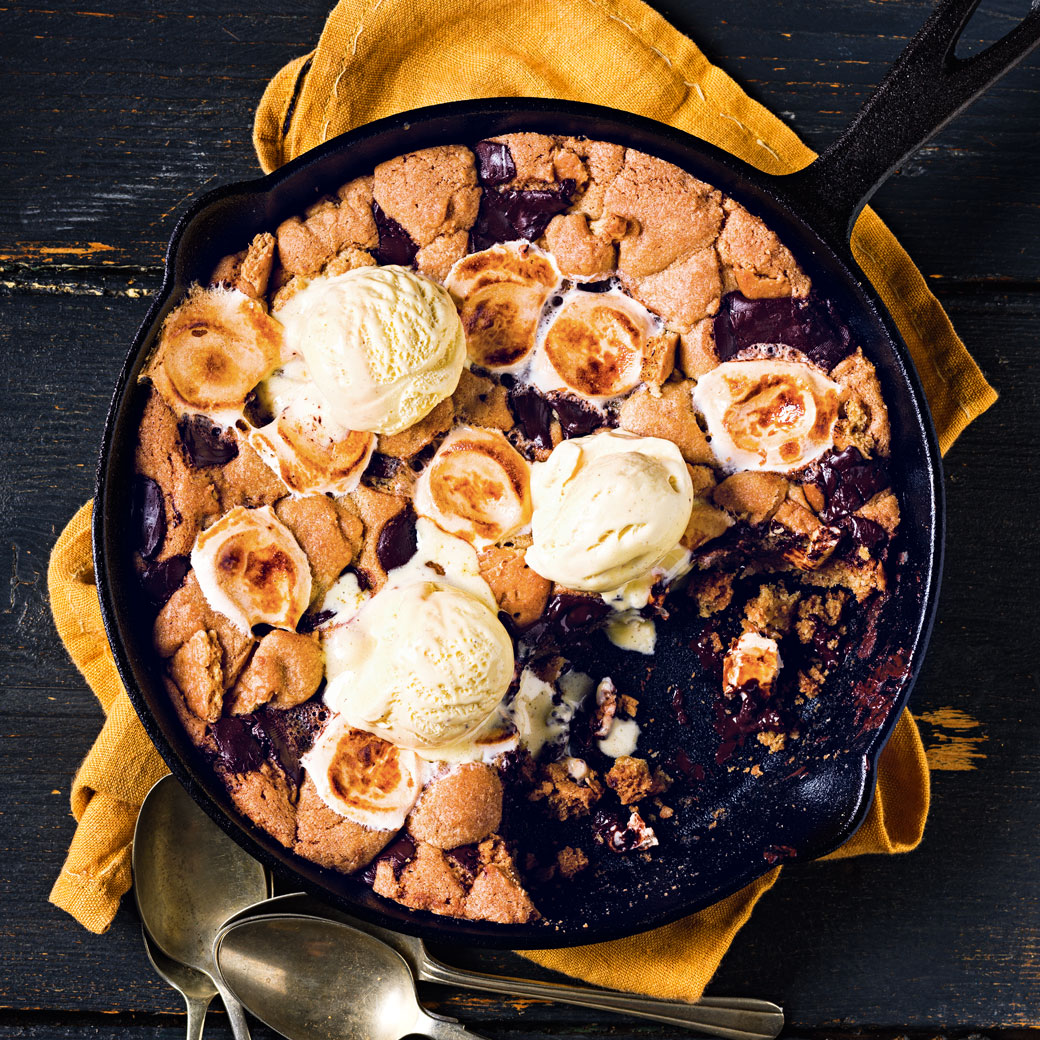 S’mores Skillet Cookie 