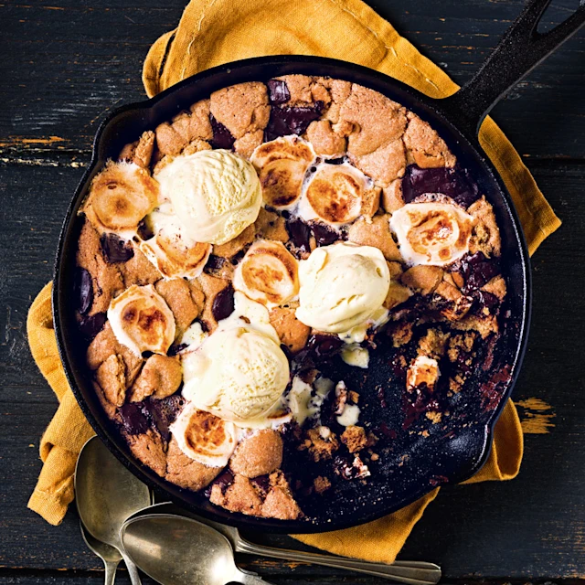 S’mores Skillet Cookie