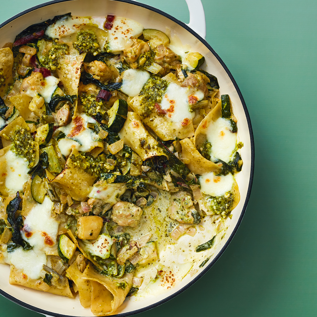 Creamy Chicken, Greens and Pesto Pan-sagne