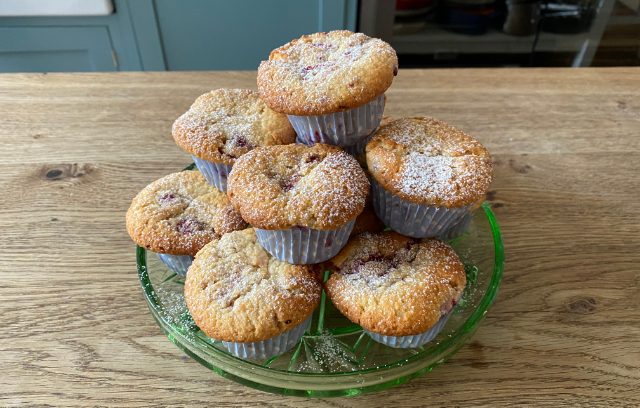 Lisa's Raspberry Fantasy Cupcakes