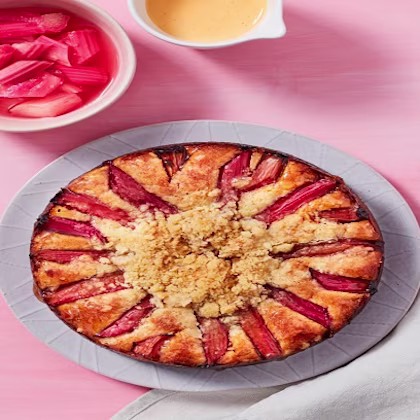 Rhubarb Crumble Cake