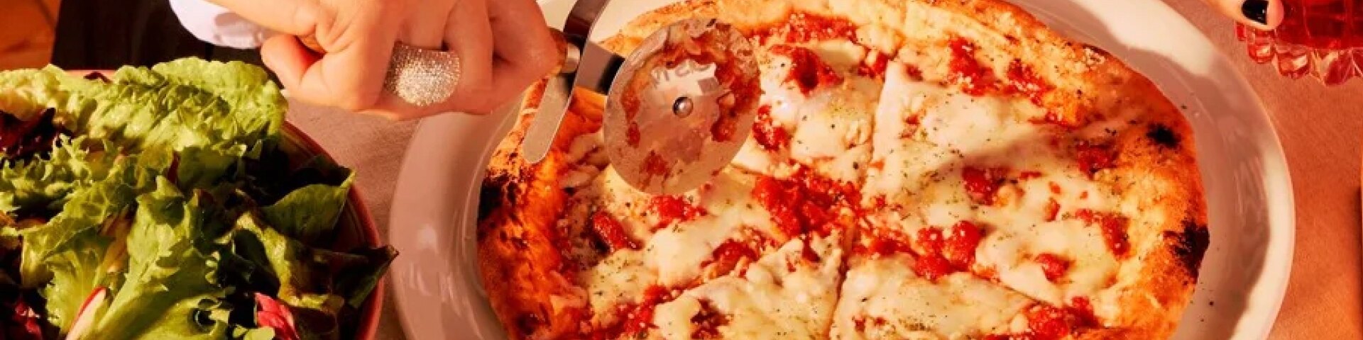 £14 Pizza Night In Meal Deal (Serves 2)