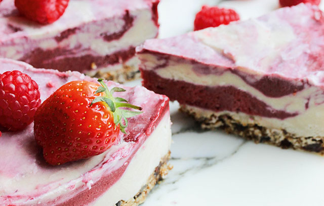 Bursting Berries Cheesecake Swirl