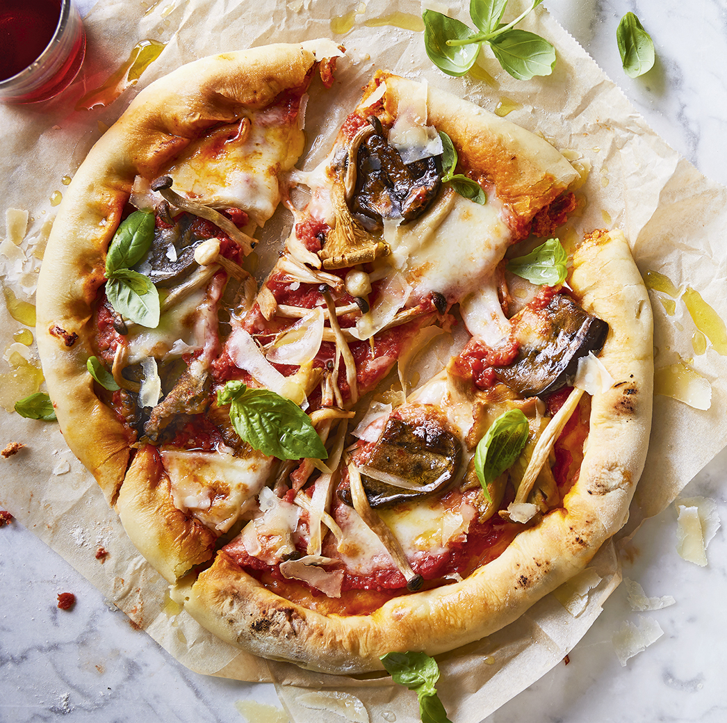 Frying Pan Pizza with ’Nduja and Ricotta Stuffed Crust