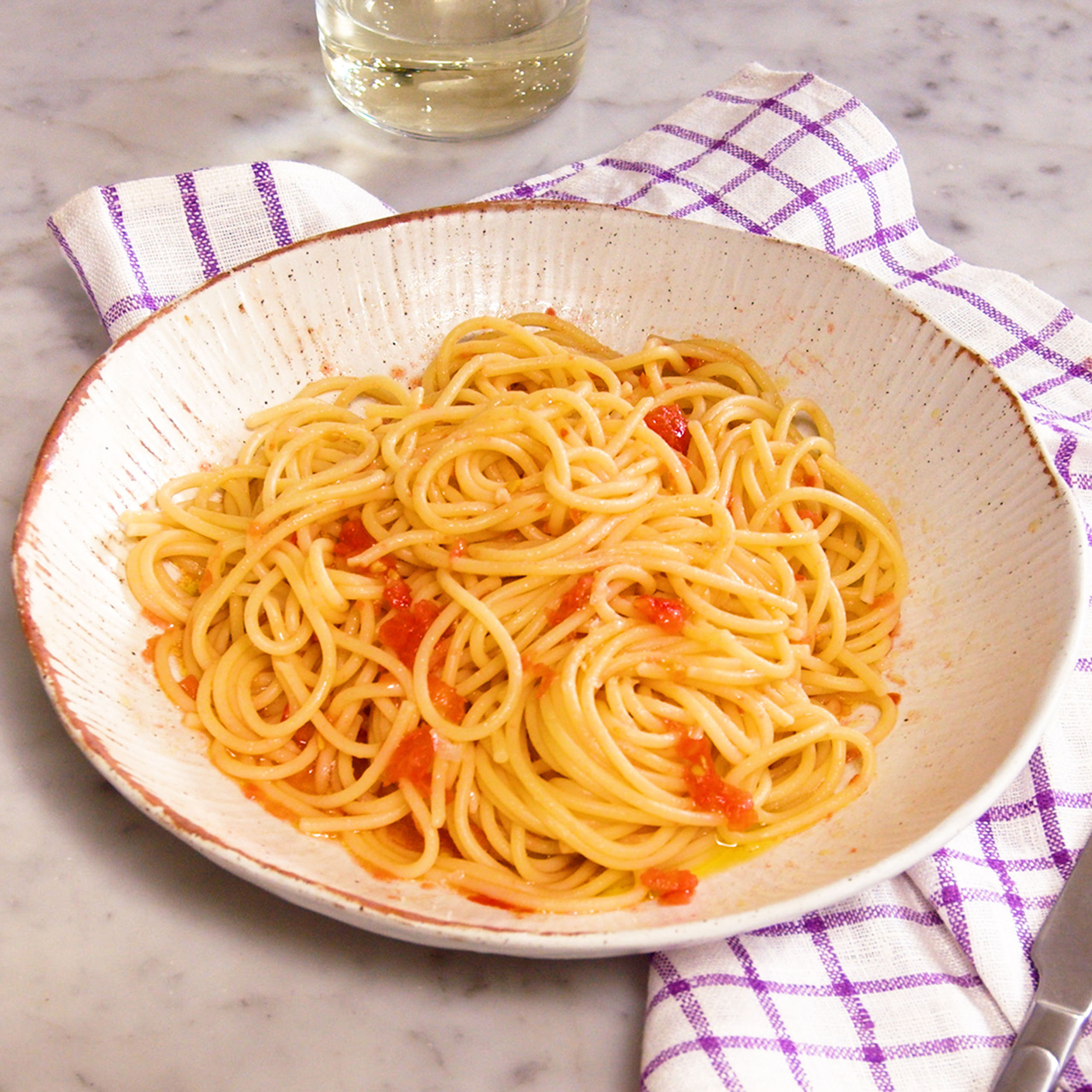 10-min Pasta con Tomate