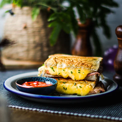 Air Fryer Cheese Toastie