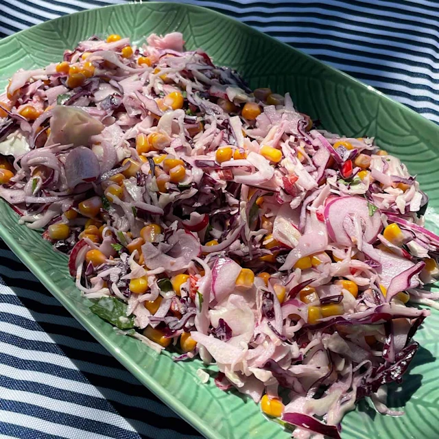 Spicy sweetcorn slaw