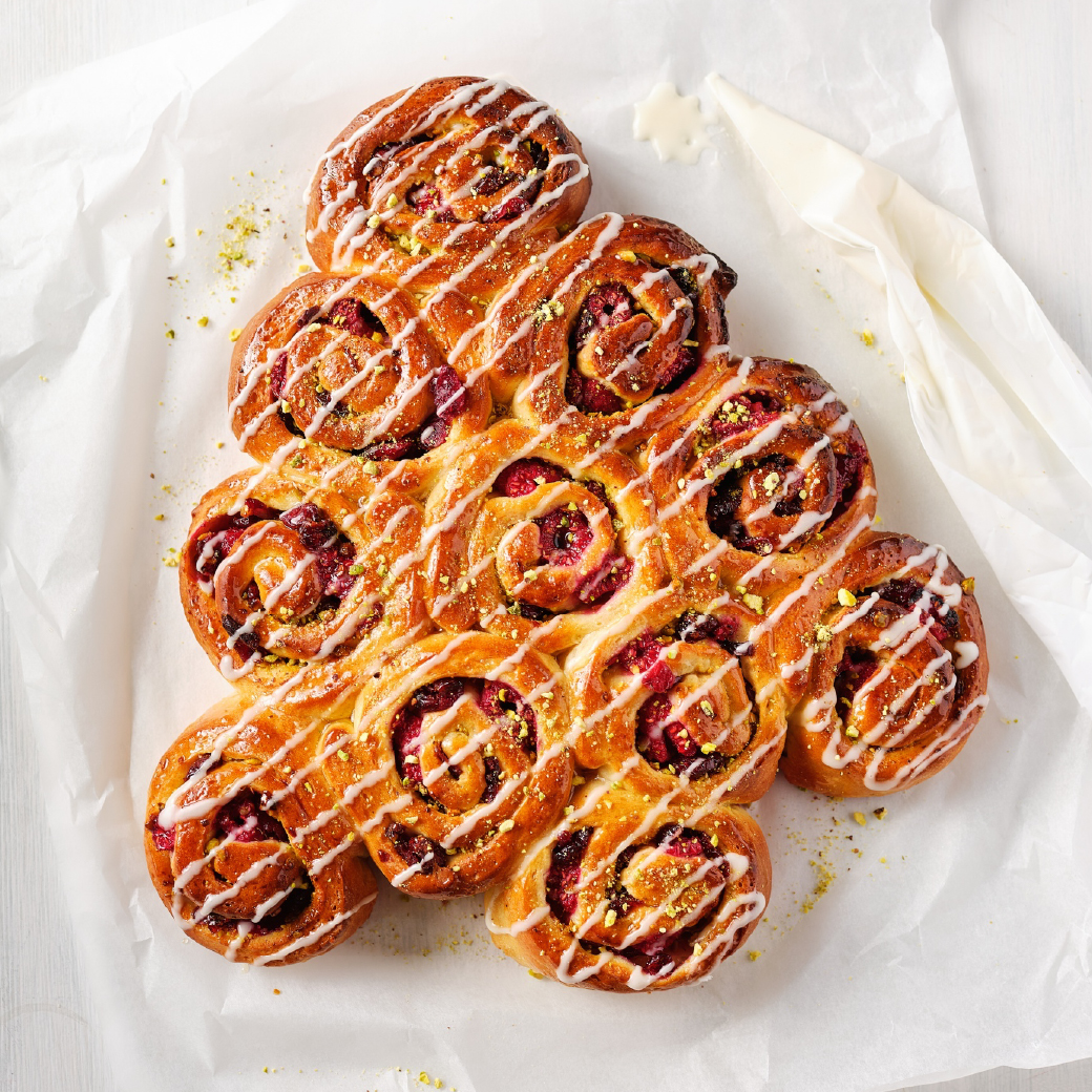 Berry Merry Chelsea Bun Tree