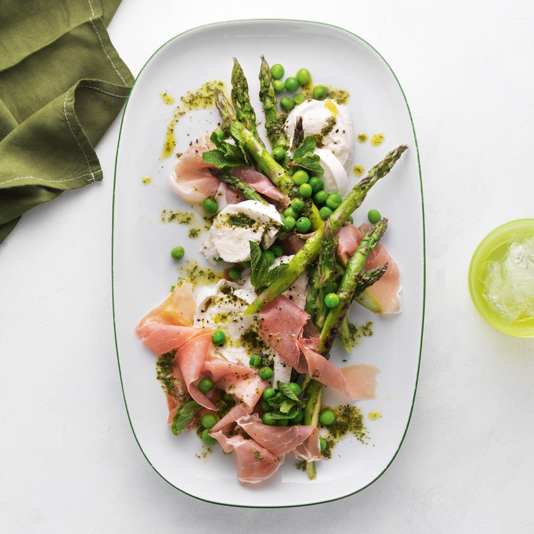 Mozzarella, pea, mint, parma ham and asparagus salad