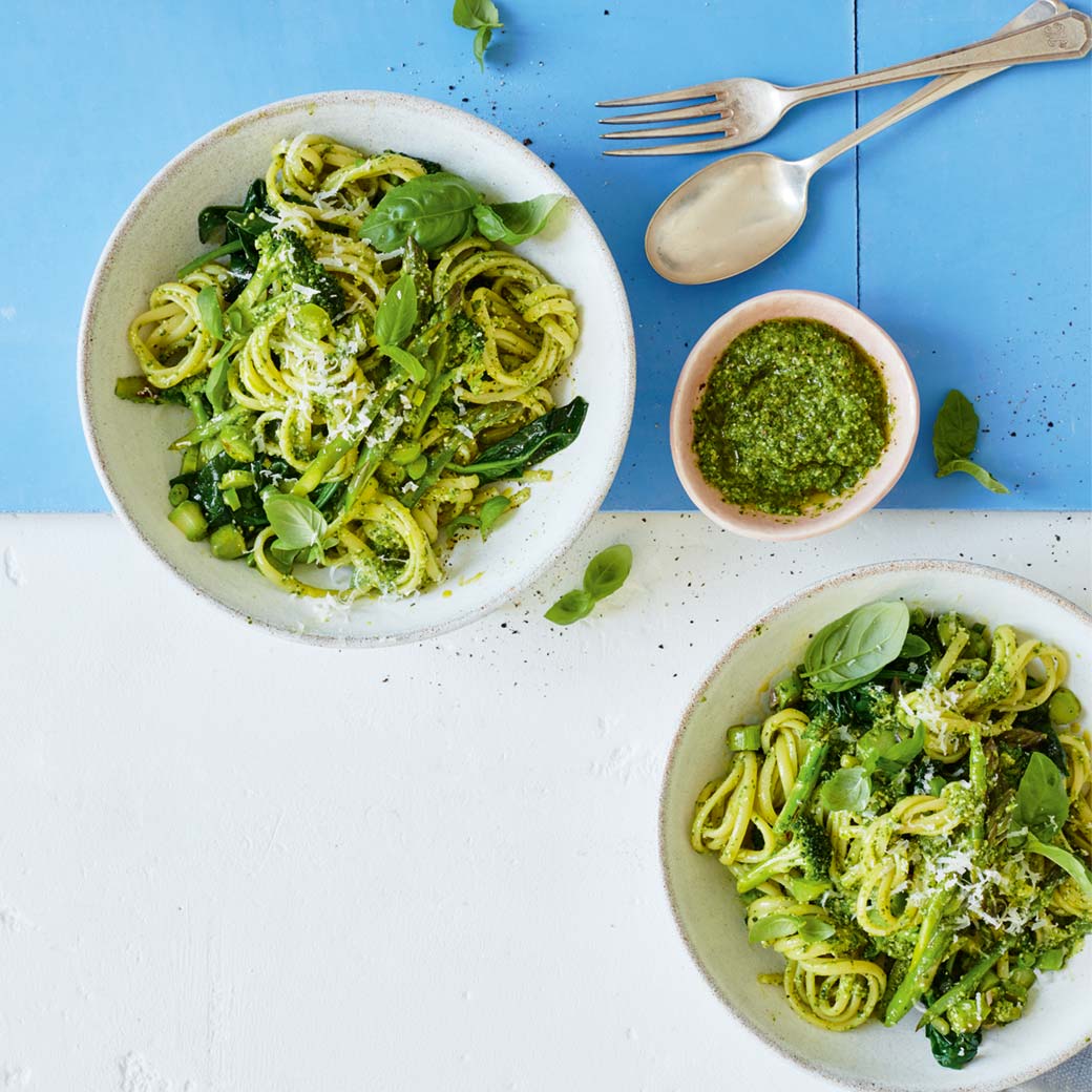 Green goodness pesto linguine