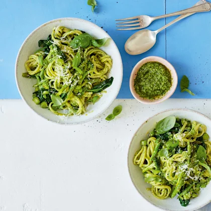 Green goodness pesto linguine