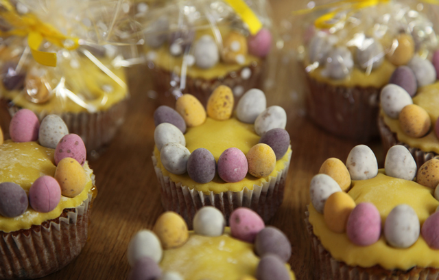Simnel Cupcakes
