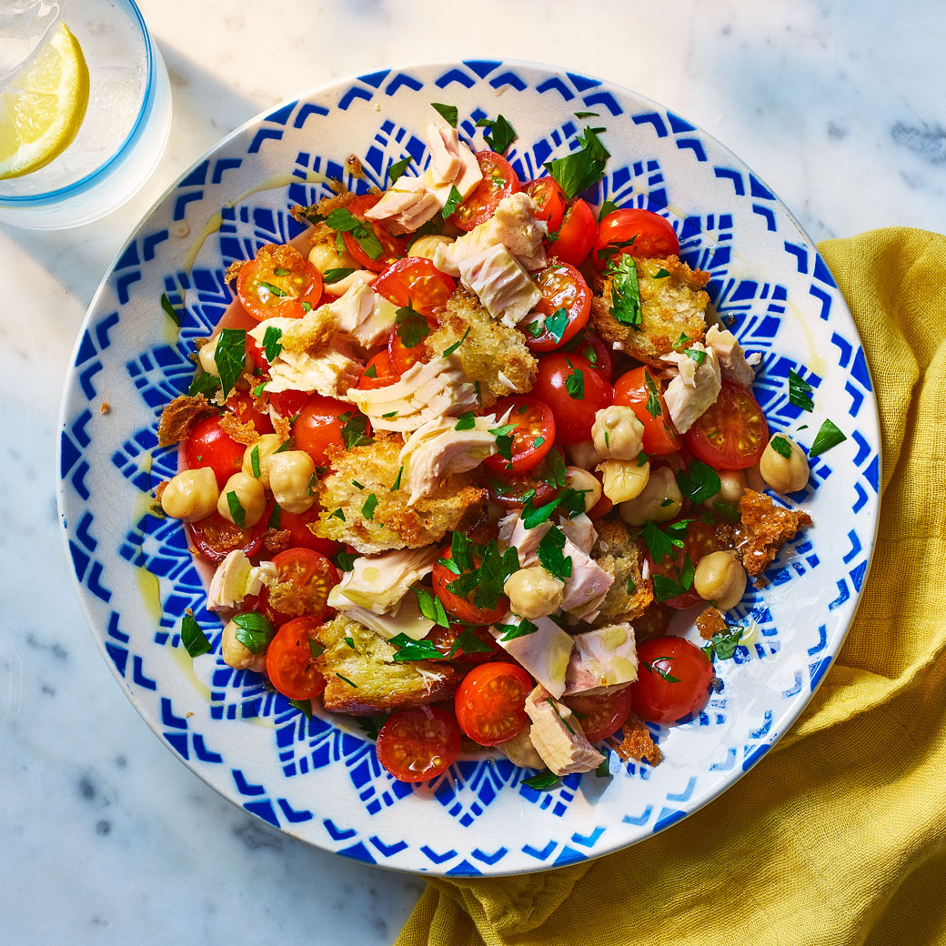 Tomato, Tuna and Chickpea Salad