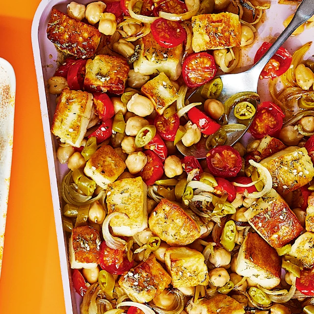 Za’atar Spiced Halloumi and Chickpea Traybake
