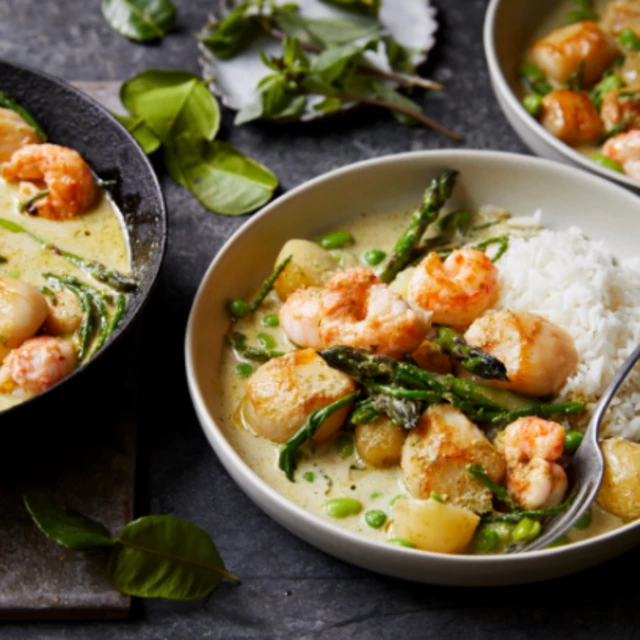 Green Curry with Langoustines, Scallops & Spring Vegetables