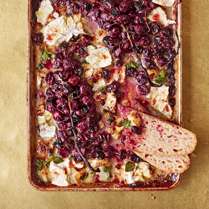 Balsamic Roasted Grapes with Camembert