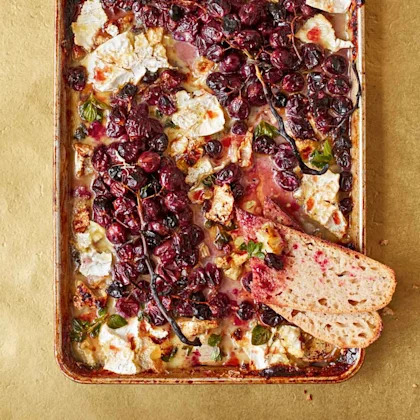 Balsamic Roasted Grapes with Camembert