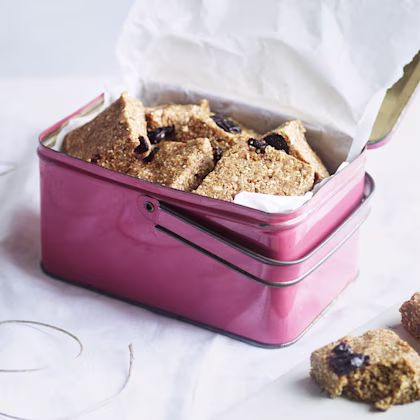 Spiced Fig, Almond & Oat Raw Bar