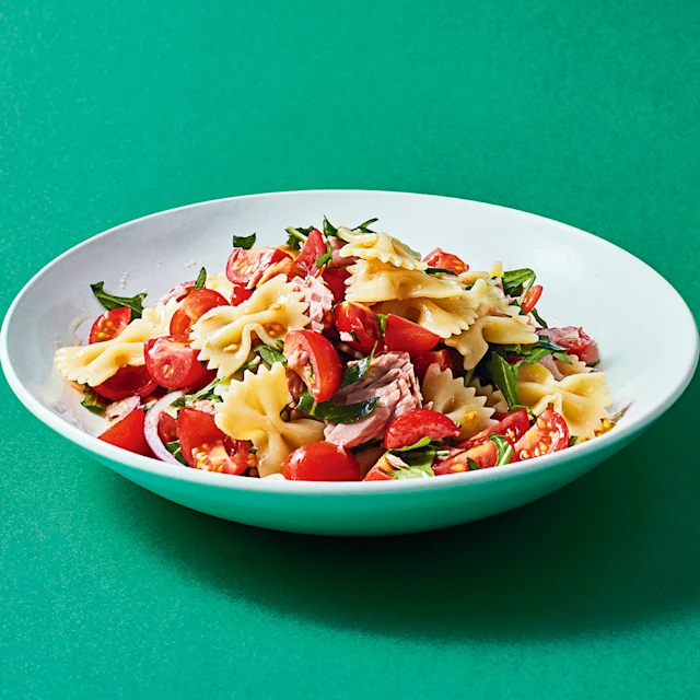 Tuna Pasta Salad with Cherry Tomatoes